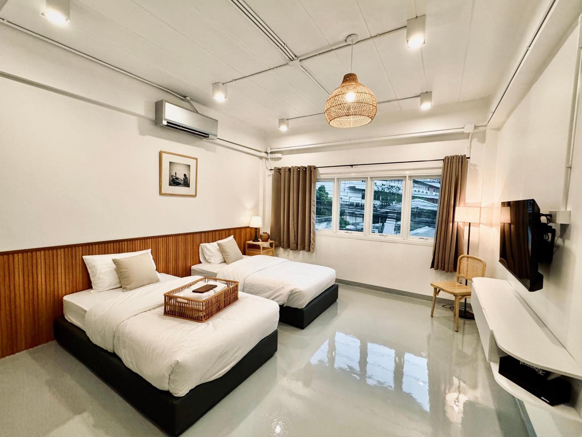 Momento Hotel And Cafe Khon Kaen Buitenkant foto
